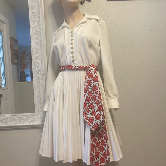 Vintage 60’s Mod A-Line Tannel Pleated Dress Tapastry Belt Sash Pearl Buttons Sm - Picture 7 of 16
